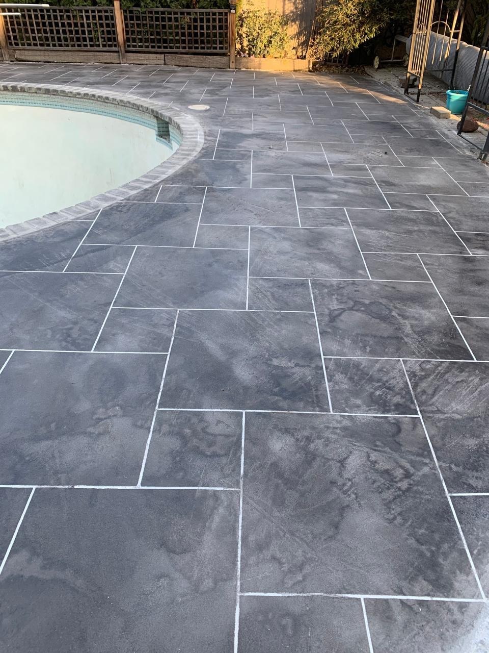 Pool deck slate surround